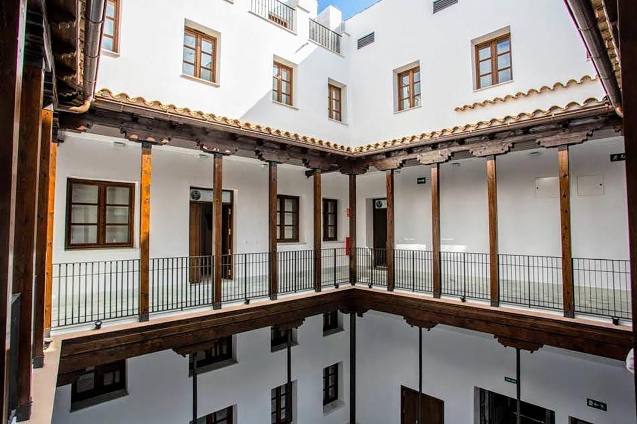 Palacio Del Siglo XVII Frente A Los Jardines De Murillo إشبيلية المظهر الخارجي الصورة