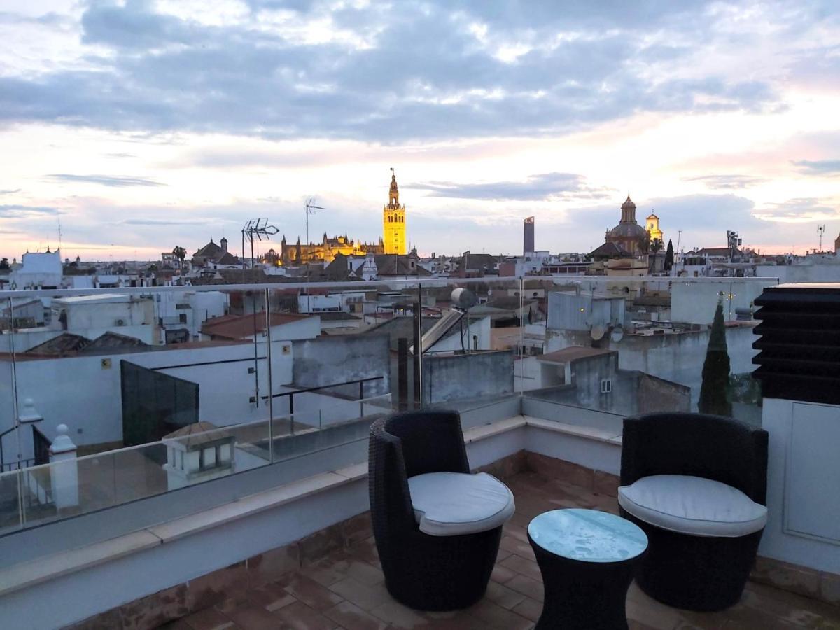 Palacio Del Siglo XVII Frente A Los Jardines De Murillo إشبيلية المظهر الخارجي الصورة