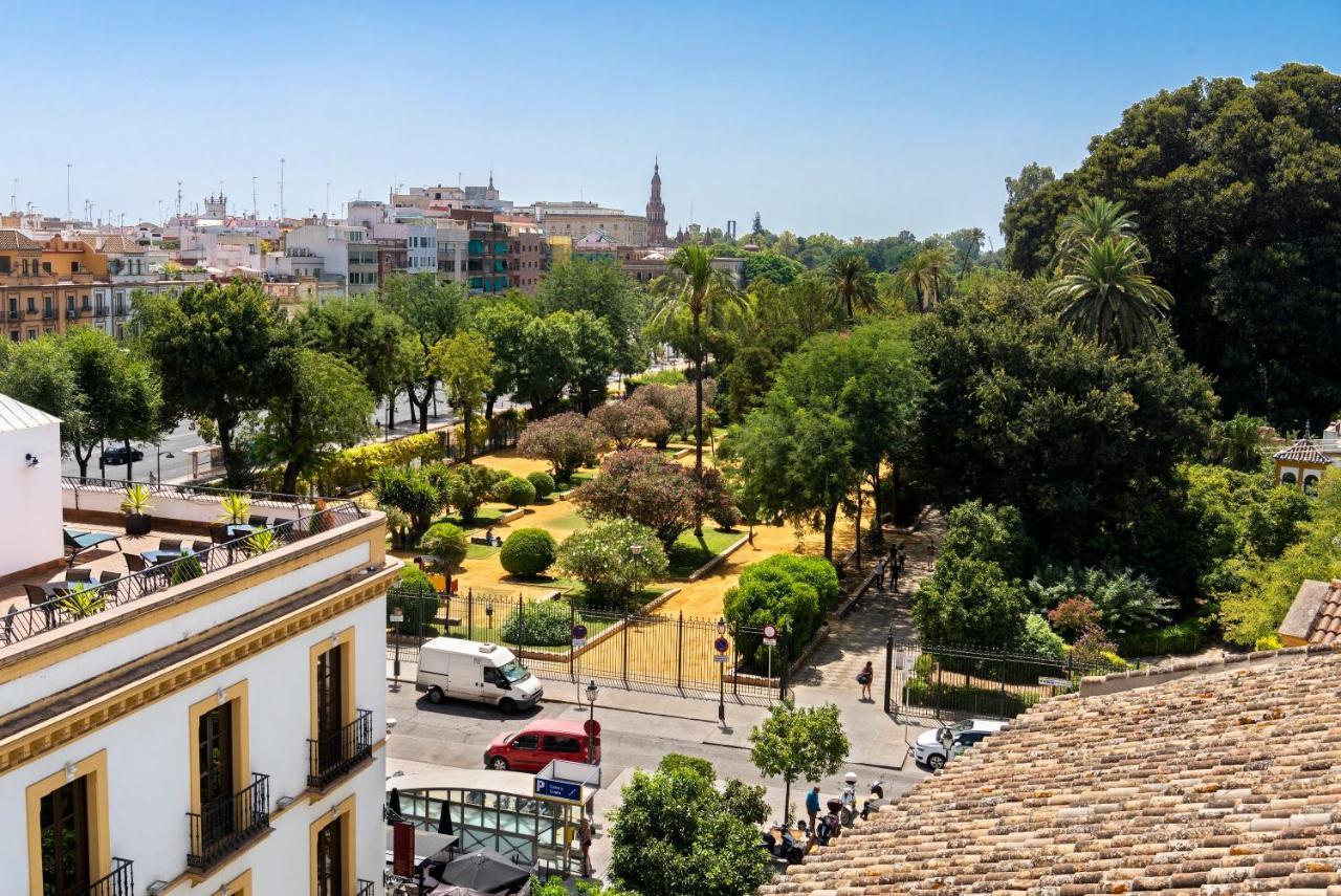 Palacio Del Siglo XVII Frente A Los Jardines De Murillo إشبيلية المظهر الخارجي الصورة